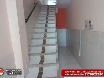 Se vende casa amplia, 2 pisos Barrio Santa Bárbara, Buga-valle.