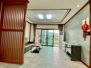 4 BEDROOMS UNFURNISHED CONDO FOR SALE IN CLARK FREEPORT ZONE