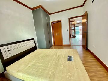 4 BEDROOMS UNFURNISHED CONDO FOR SALE IN CLARK FREEPORT ZONE