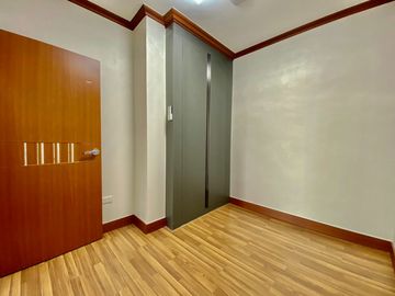 4 BEDROOMS UNFURNISHED CONDO FOR SALE IN CLARK FREEPORT ZONE