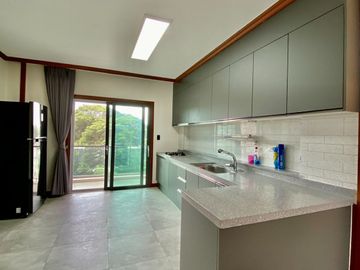 4 BEDROOMS UNFURNISHED CONDO FOR SALE IN CLARK FREEPORT ZONE