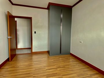 4 BEDROOMS UNFURNISHED CONDO FOR SALE IN CLARK FREEPORT ZONE