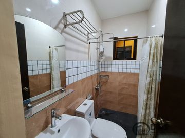 Semi-Furnished House, fully renovated, 3br, buhangin davao