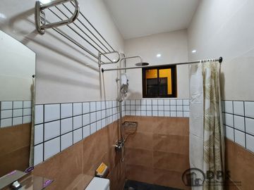 Semi-Furnished House, fully renovated, 3br, buhangin davao