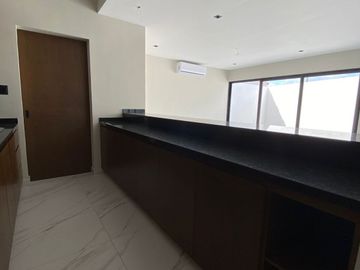 CASA EN VENTA FRACC. LAS PALMAS MEDELLIN