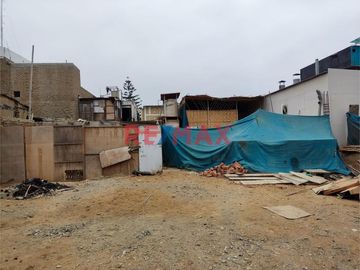 Venta De Terreno En Jr. Manuel Ruiz ID 1057768