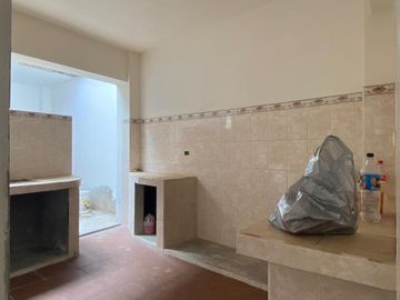 Venta de casa en zona comercial Panamericana Sur Km 24 - Ocasión
