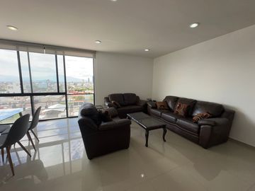 Departamento Amueblado con 3 habitaciones, cerca de La Paz