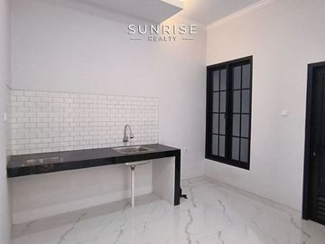 Rumah Baru 3 Lantai di Jati Padang Pasar Minggu, Jakarta Selatan