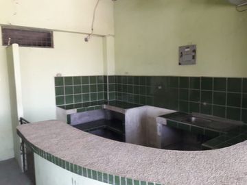 edificio comercial de venta en Portoviejo