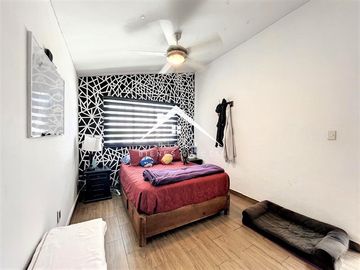 Bonita casa de un nivel en Las Águilas