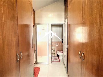 Bonita casa de un nivel en Las Águilas