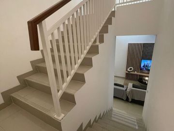 DIJUAL RUMAH CLUSTER PREMIUM PERUMAHAN MEWAH SIAP HUNI DI JAGAKARSA CIGANJUR JAKARTA SELATAN JAKSEL