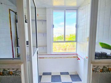 UBICADÍSIMO DEPARTAMENTO REMODELADO EN EDIFICIO SUPER REFORZADO