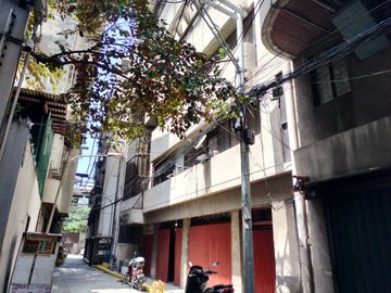 Prime Location 5 storey Office Residential Building with Roof Deck in Binondo Manila near Ongpin Street