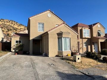VENDO CASA 3d y  3b EN VALLE LO CAMPINO COMUNA DE QUILICURA