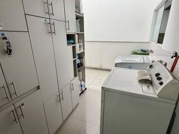 OPORTUNIDAD LINDO DEPARTAMENTO PRIMER PISO - TIPO CASITA - TERRAZA - ASENSOR DIRECTO - 3 COCHERAS - EXCLUSIVA ZONA SAN ISIDRO