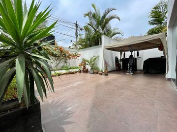 OPORTUNIDAD LINDO DEPARTAMENTO PRIMER PISO - TIPO CASITA - TERRAZA - ASENSOR DIRECTO - 3 COCHERAS - EXCLUSIVA ZONA SAN ISIDRO