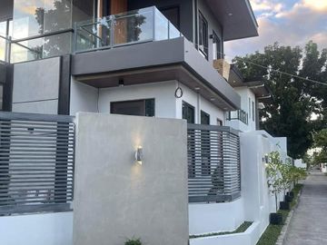 PRE SELLING MODERN INDUSTRIAL HOME IN ANGELES CITY near Marquee Mall