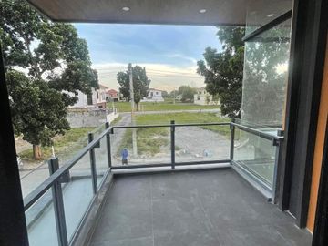 PRE SELLING MODERN INDUSTRIAL HOME IN ANGELES CITY near Marquee Mall