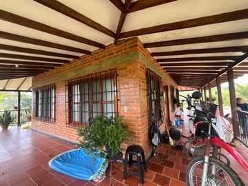 VENDO FINCA LA CUMBRE VALLE DEL CAUCA , PAVITAS.