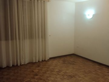 Edificio Mirasol, Avenida Angamos