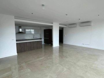 Overlooking Park! 3BR Corner unit for sale with 2 parking in West Gallery Place