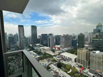 Overlooking Park! 3BR Corner unit for sale with 2 parking in West Gallery Place