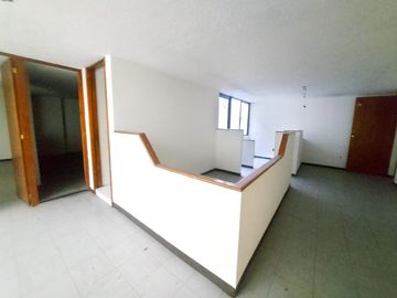 EDIFICIO EN RENTA SOBRE AV. HIDALGO TOLUCA