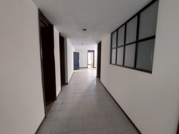 EDIFICIO EN RENTA SOBRE AV. HIDALGO TOLUCA