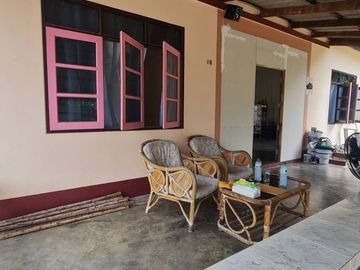 House and Spacious Land only 1.3 Kilometer to the beach for sale