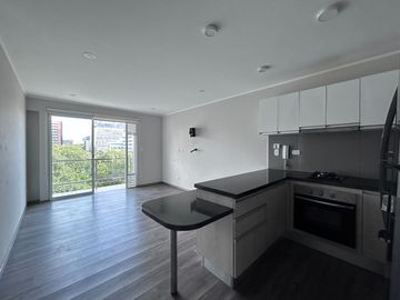 Exclusivo Departamento Limite En San Isidro + Estacionamiento + Deposito / A 2 Cuadra Del Hotel Westin