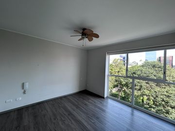 Exclusivo Departamento Limite En San Isidro + Estacionamiento + Deposito / A 2 Cuadra Del Hotel Westin