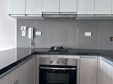 Exclusivo Departamento Limite En San Isidro + Estacionamiento + Deposito / A 2 Cuadra Del Hotel Westin