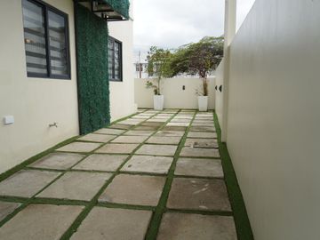 MAGNUM UNIT for sale at INTALIO ESTATES, Cagayan de Oro City