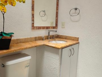 Casa en venta en Yautepec Morelos, en conjunto con alberca.