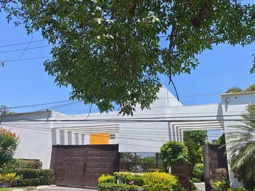 Casa en venta en Yautepec Morelos, en conjunto con alberca.