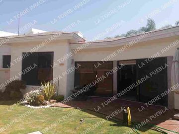 CASA UNA PLANTA  ZONA BUAP PUEBLA EN FRACCIONAMIENTO CAMPESTRE SAN RAFAEL