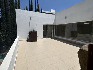 CASA EN VENTA EN JURICA EN CLUB REGENCY QUERETARO