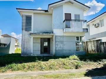 3BR Ridgeview estates Nuvali, Calamba Laguna. House and lot for sale