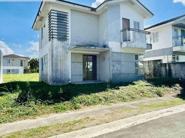 3BR Ridgeview estates Nuvali, Calamba Laguna. House and lot for sale