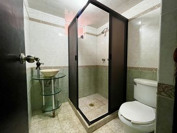 Casa en Venta en Cumbres del Valle, Tlalnepantla de Baz.