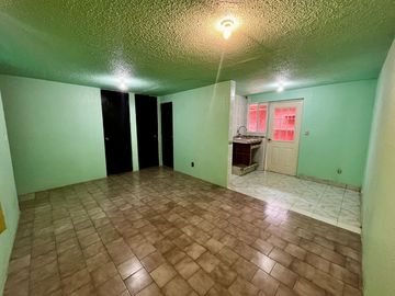 Casa en Venta en Cumbres del Valle, Tlalnepantla de Baz.