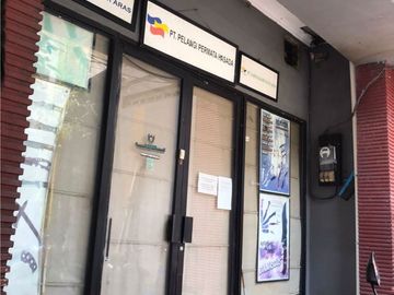 Ruko 3 ½ Lantai Lokasi Strategis di Segitiga Emas Tebet Jakarta Selatan