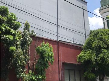 Ruko 3 ½ Lantai Lokasi Strategis di Segitiga Emas Tebet Jakarta Selatan