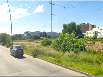 TERRENO VENTA ZONA PUNTA DEL ESTE SOBRE BULEVARD Y SOBRE EL EJE METROPOLITANO  ATENCION INVERSIONISTASAREA TOTAL  34 ,686 M2  FTE 207 M2 FONDO 16M2