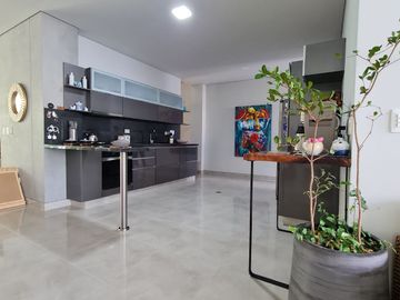 SE VENDE CASA DE DOS PISOS BARRIO VENECIA, SINCELEJO