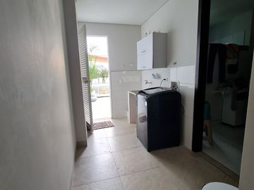 SE VENDE CASA DE DOS PISOS BARRIO VENECIA, SINCELEJO