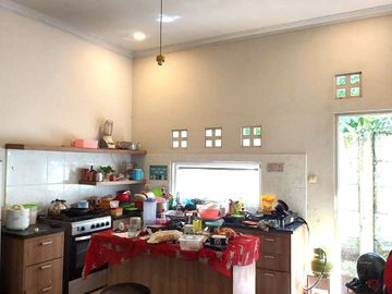 Rumah Asri Halaman Luas dekat Jalan Boyong Pakem
