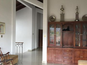 CASA DE OPORTUNIDAD EN CAPELO